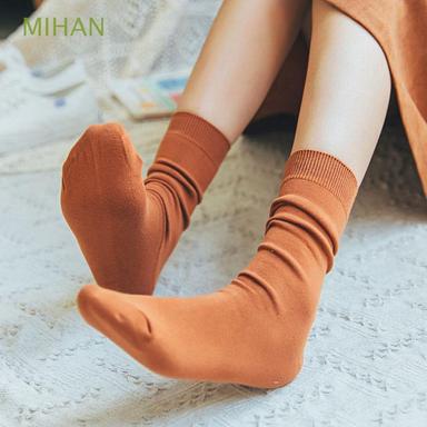 Tất màu trơn cổ cao chất liệu Cotton thoáng khí cho nữ