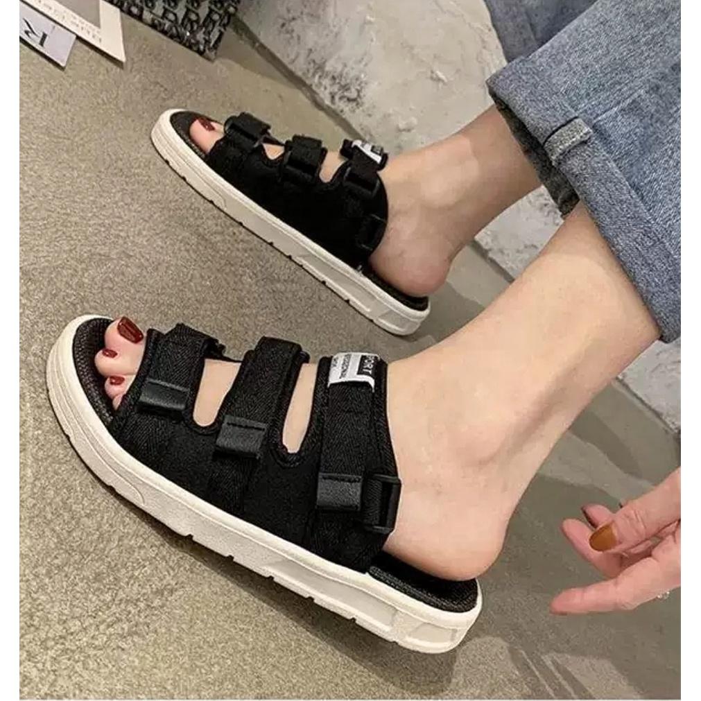 Giày sandal nữ có dễ di chuyển, thoải mái khi mang không?