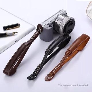 Dây máy ảnh đeo cổ tay Handstrap da