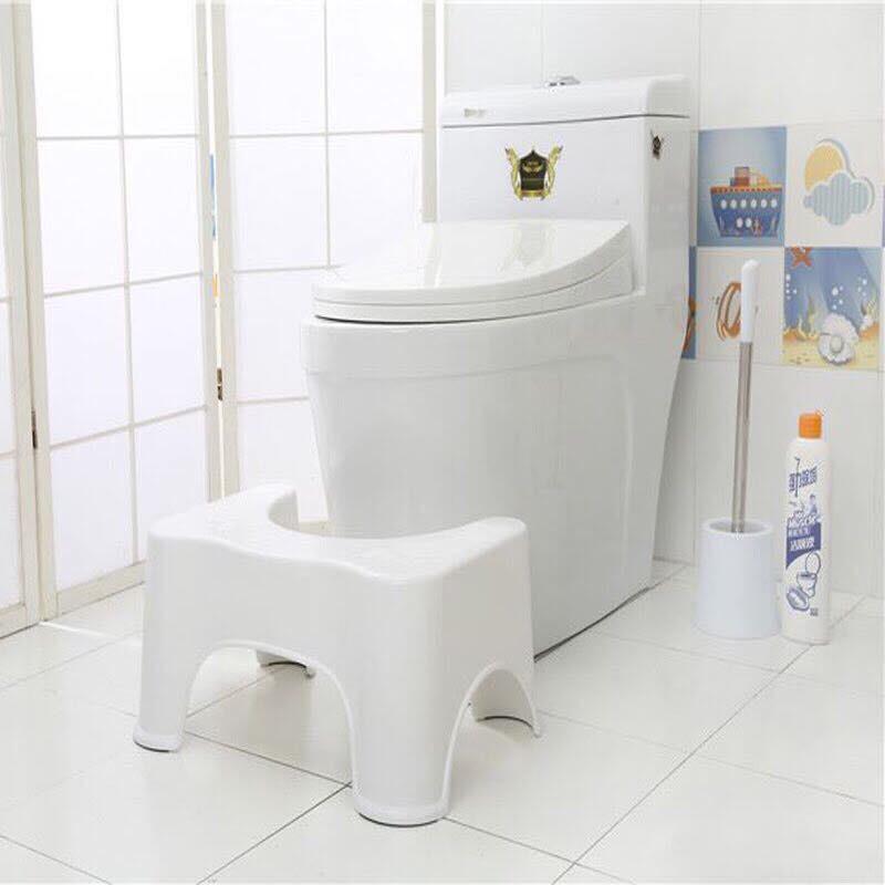 Có nên mua ghế kê chân toilet trực tiếp từ các nhà sản xuất hay qua trung gian?