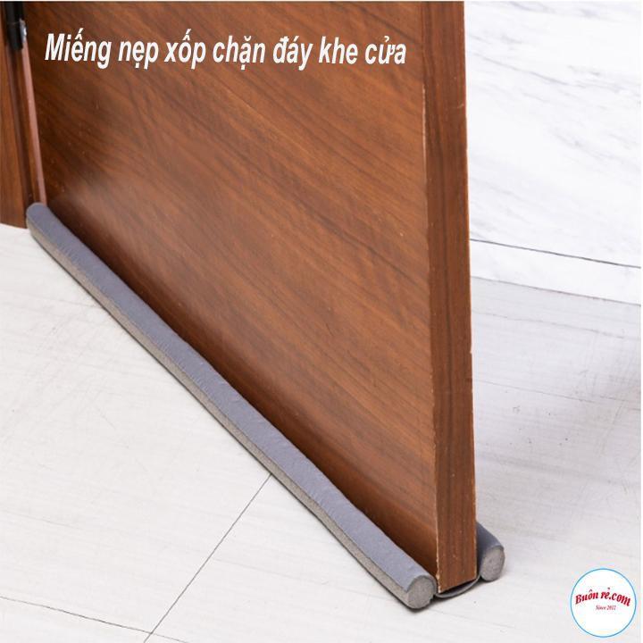 Sử dụng thanh xốp chặn khe cửa có ảnh hưởng gì đến khí hậu và sức khỏe của người sử dụng không?