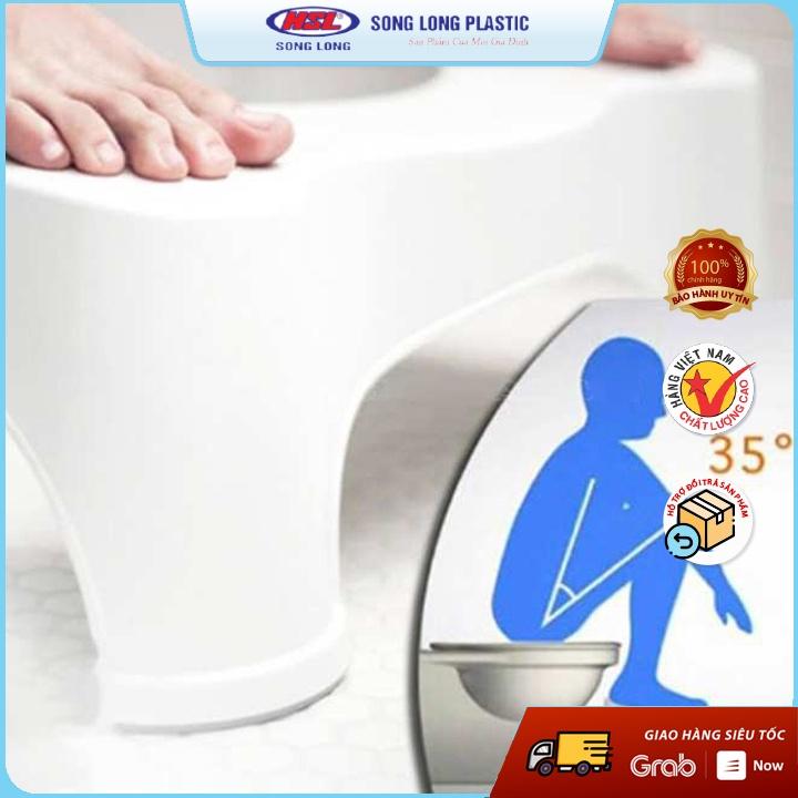 Ghế kê chân toilet làm bằng chất liệu gì?