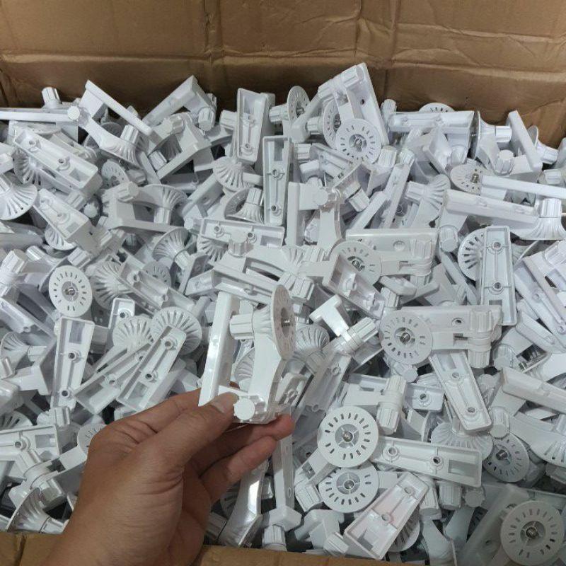 Giá thành của chân đế camera gắn tường là bao nhiêu?