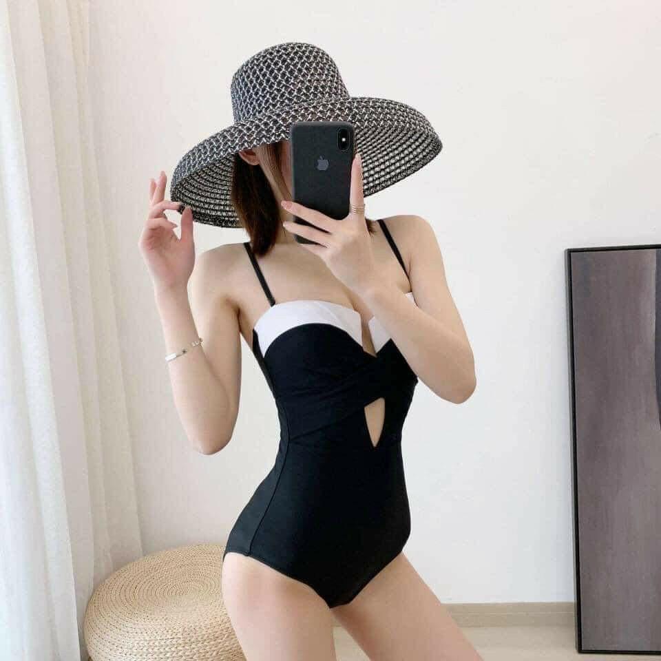 Những vật dụng kết hợp nào sẽ hoàn thành phong cách thời trang của bộ bikini đi biển cao cấp?