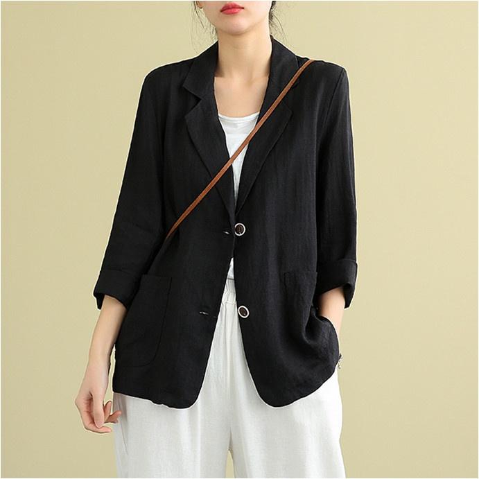 Áo khoác blazer trơn Hàn Quốc có màu sắc và kiểu dáng nào?