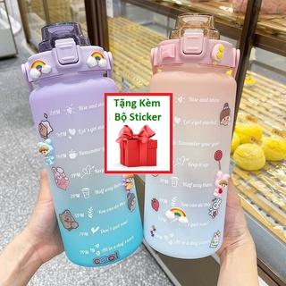 Bình nước 2 lít chia vạch [Kho Hàng BT] Bình nước 2 lít có vạch kẻ chia ml siêu cute tặng kèm sticker tập gym, thể thao