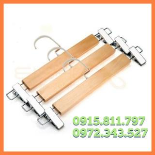 Móc treo quần áo - móc kẹp gỗ treo quần,váy màu vàng có đầu kẹp inox,kích thước 30cm