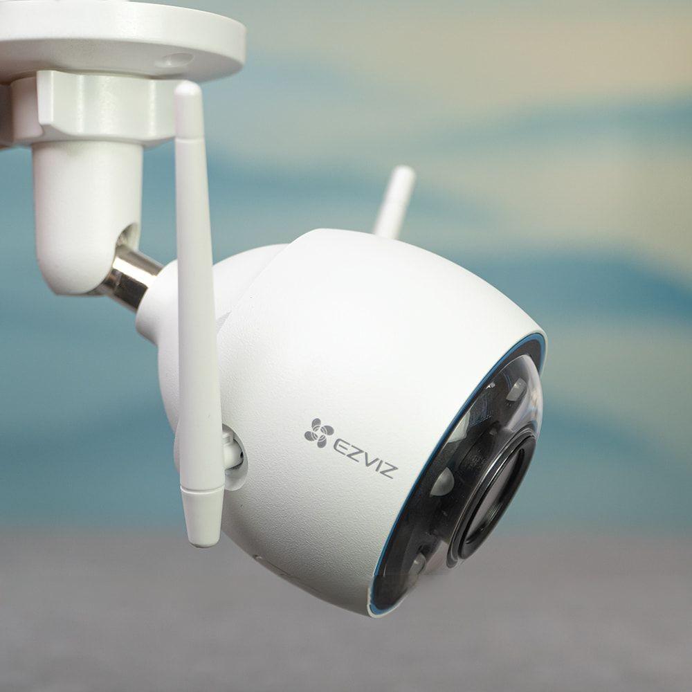 Camera wifi thông minh Ezviz có hỗ trợ chức năng giọng nói hai chiều không?