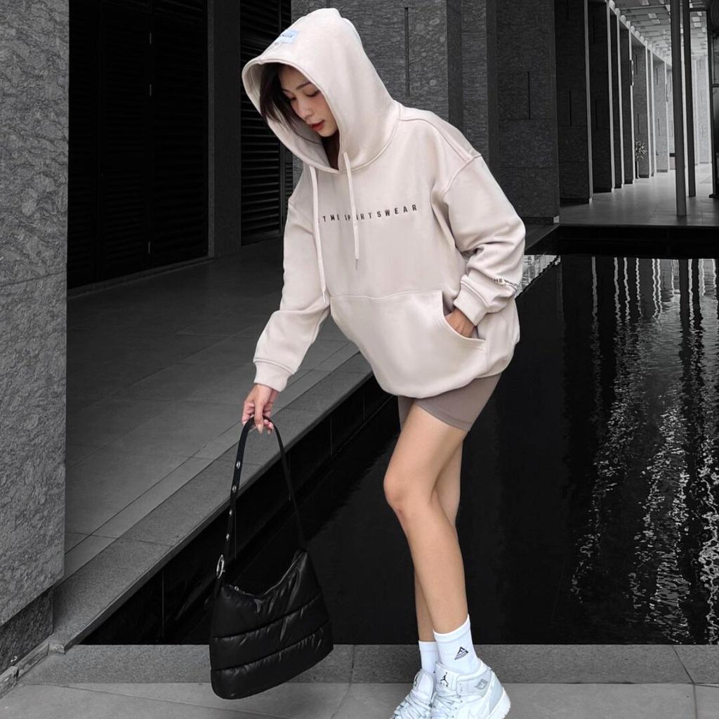 Có nên lựa chọn áo khoác hoodie form rộng cho mùa đông hay không?