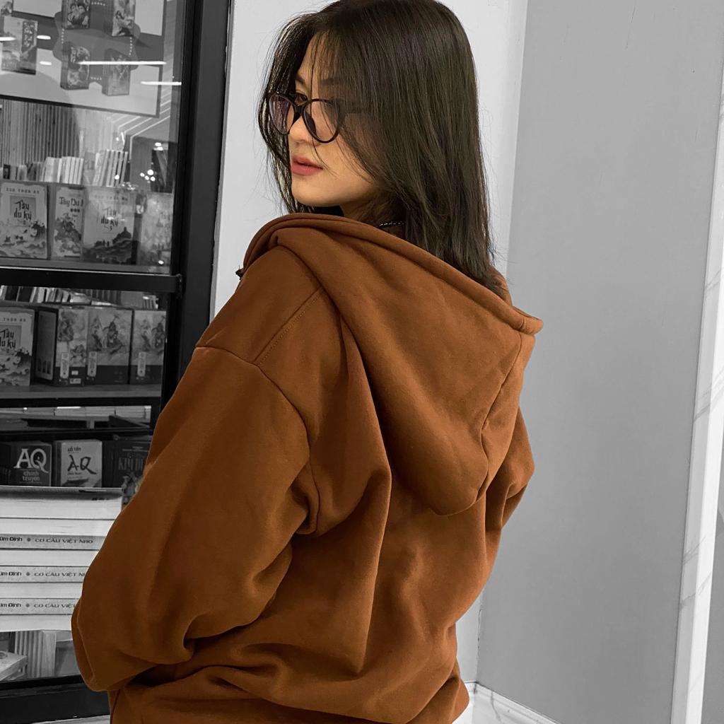 Trong quá trình chọn mua hoodie nữ cần lưu ý điều gì?