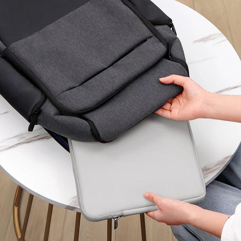 Có nên mua túi chống sốc laptop 15.6 inch có thương hiệu nổi tiếng hay không?